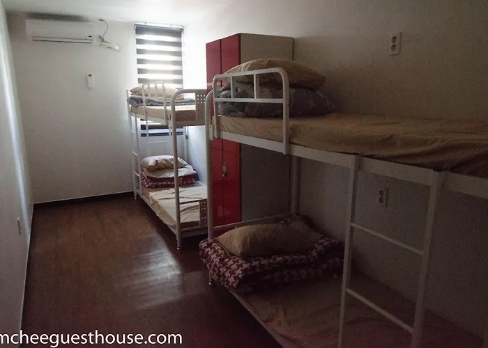 Kimchee Downtown Hostel