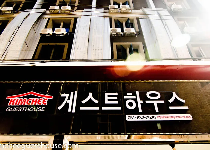 Kimchee Downtown Hostel *
